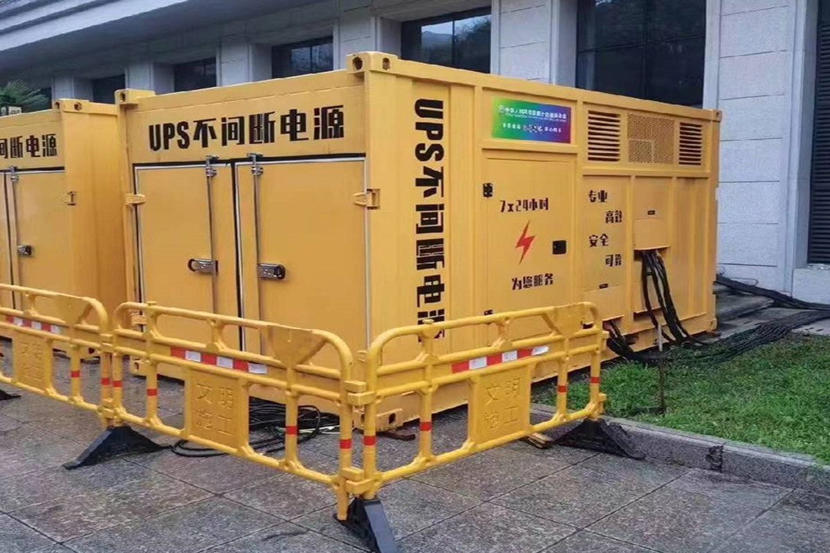 荣县发电机租赁施工现场